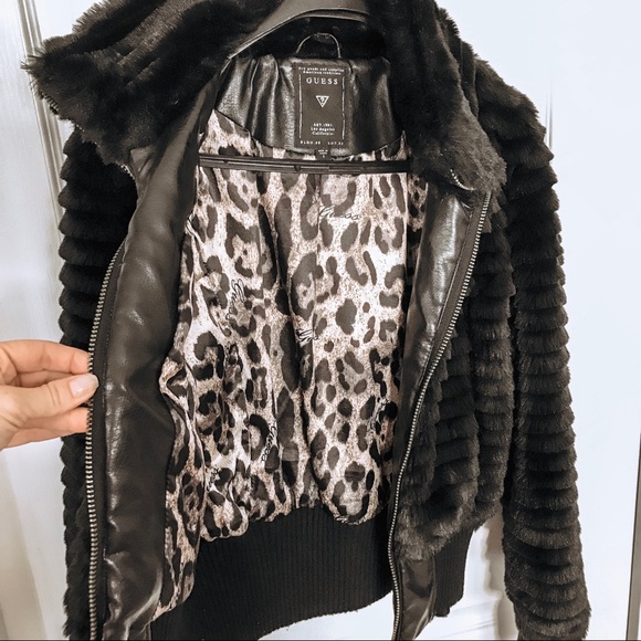 GUESS Faux Fur and Leopard Fall Jacket size Small - Picture 2 of 7